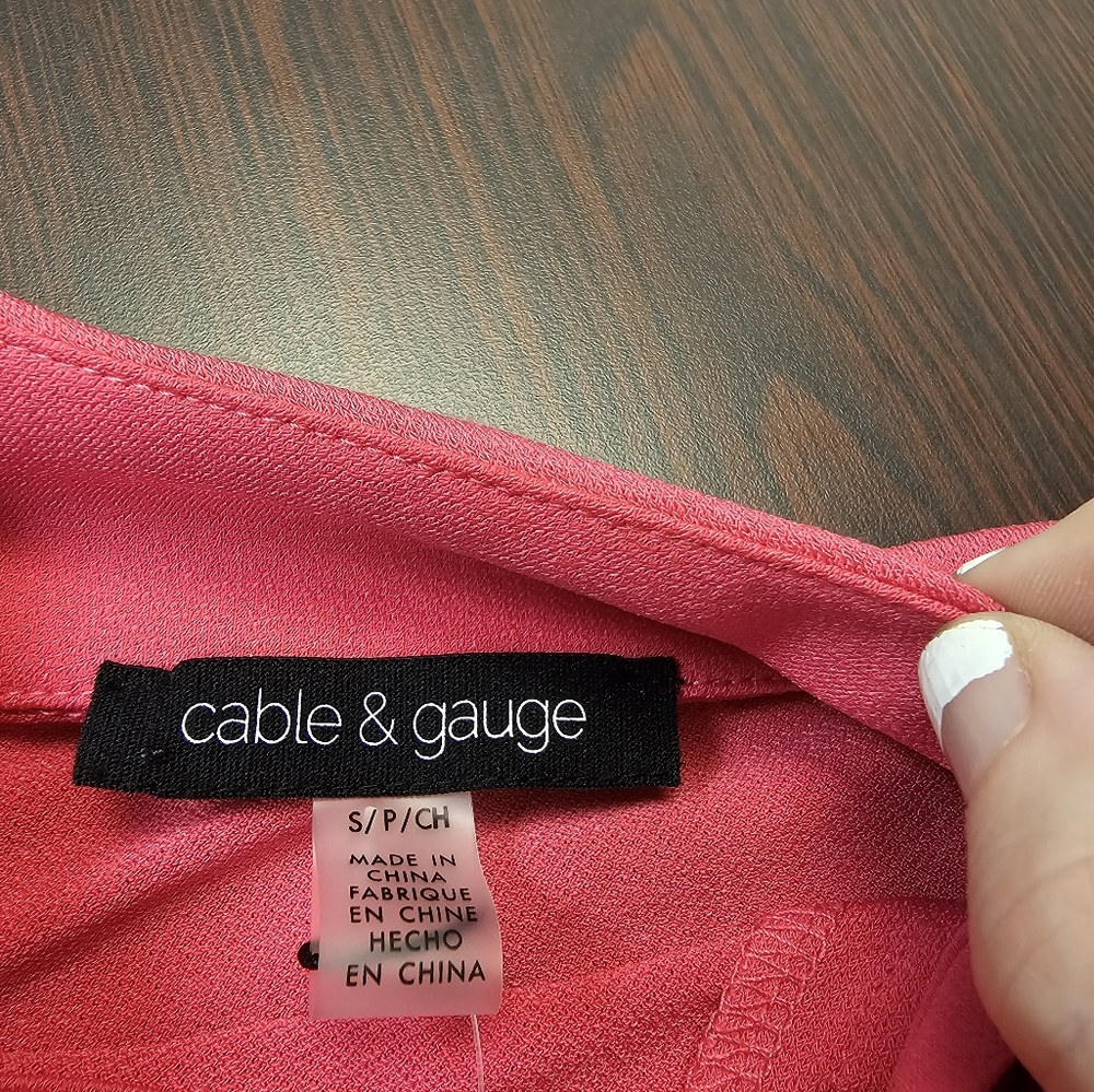 Cable & Gauge Pink Top NWT Size S - Picture 4 of 8
